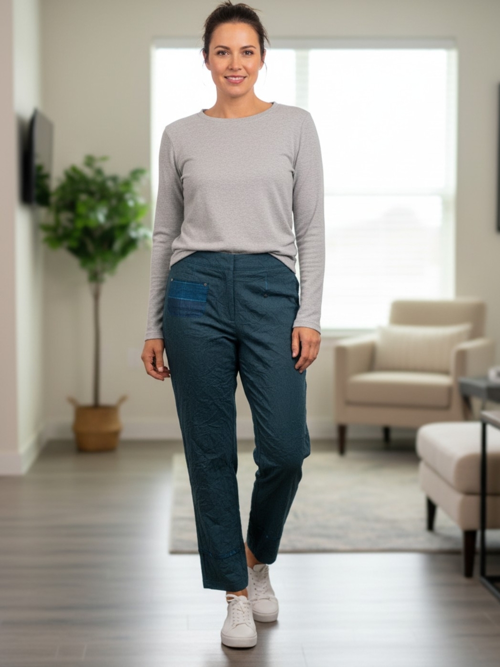 Women's Straight-Leg Pants in Teal with Contrast Pocket